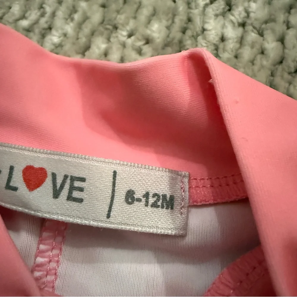 For Love Baby Rash Guard Swimsuit 6–12M Pink‎ White Heart Zip One Piece